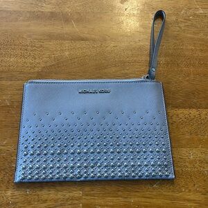 Michael Kors purple dotted hand bag